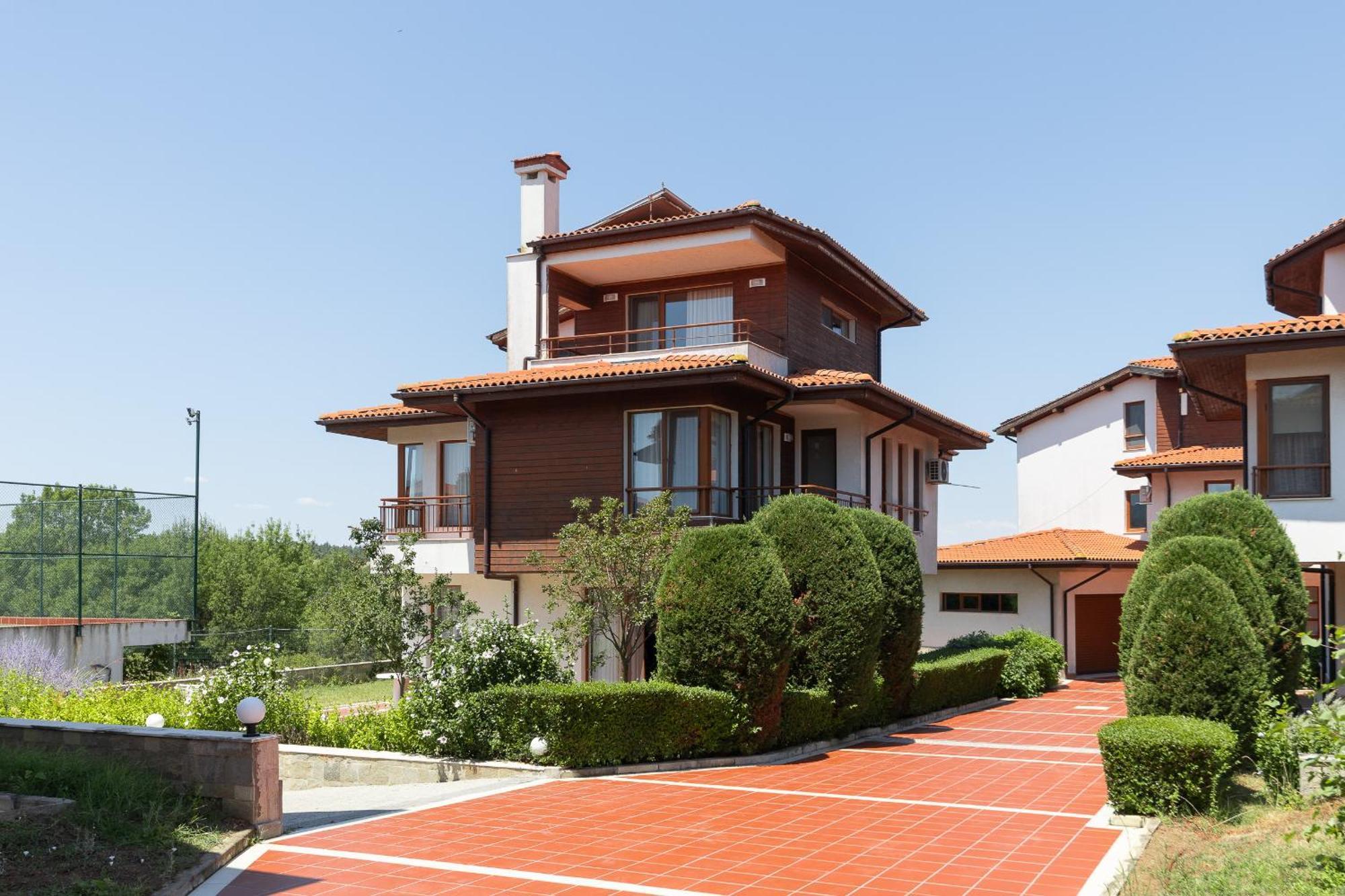 Villas In Complex Trakiyskiy Bryag ロゼネッツ エクステリア 写真